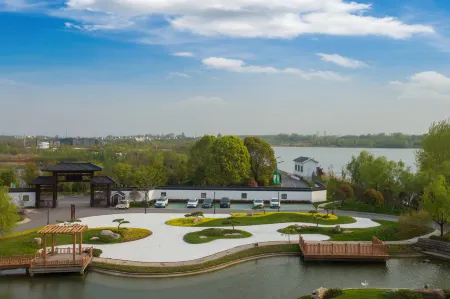 Zaolin Mountain Villa Отели рядом с достопримечательностью «Yangzhou Expo Park»