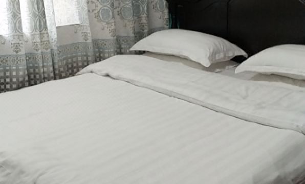 Yingshan Tianlong Hotel