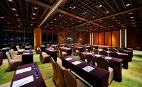 Fuzhou Guian Xishan Hot Spring Resort - parking
