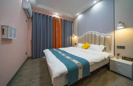 Yunjian Serviced Apartment (Zhangzhou Railway Station Branch)