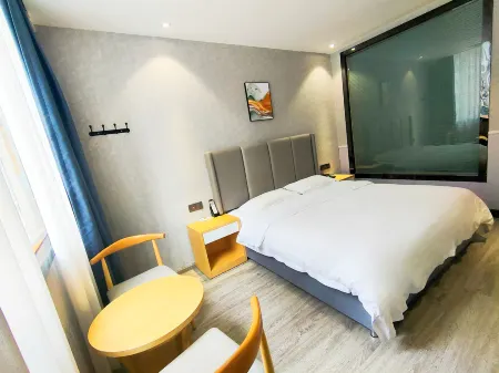 Lvzhou Hotel Отели в г. Хэцзиян