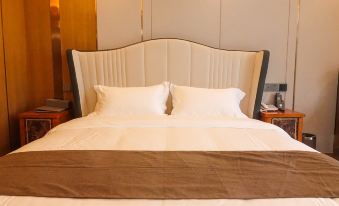 Yanting Liangjiang Impression Hotel