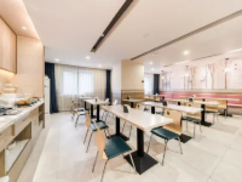 雲枕ホテル（山東省航空学園） 浜州のホテル