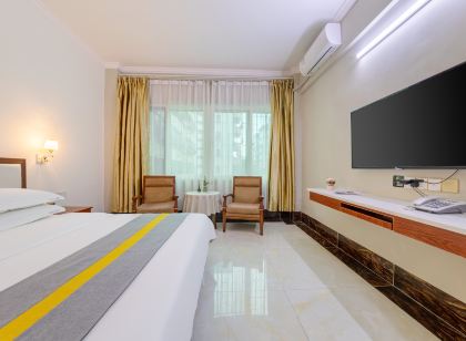 Xiaomuyun Hotel (Haikou Riyue Square)