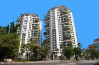 Grand Tropic Suites Hotel Hotels near Dr.Bags &5th Ave( Bag &shoe spa)