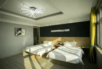 Jimo Fuguilong Business Hotel Các khách sạn gần Qingdao Xinghua Automobile Engineering College