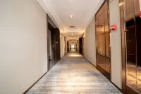Golden Splendid Hotel · Gynn (Zhanjiang Dingsheng Plaza) Hotels in Zhanjiang