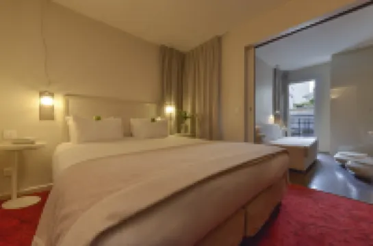 Hotel Le Quartier Bercy Square
