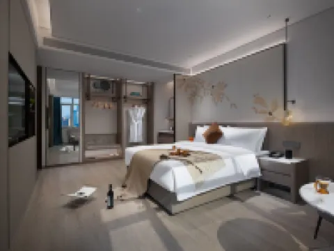 Huangshi Wanda Plaza Ramada by Wyndham Hotels in Huangshi