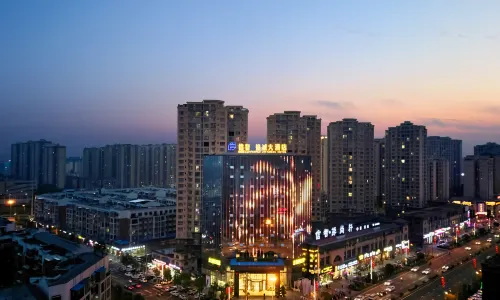 Wise Confidencen Jin Cheng Hotel