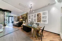 FREEDOM   HOTEL