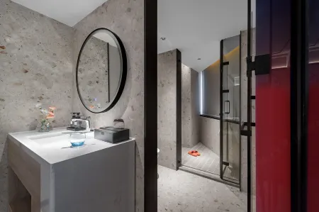 FunGee Riverview Hotel Chongqing Hongyadong Jiefangbei Pedestrian Street