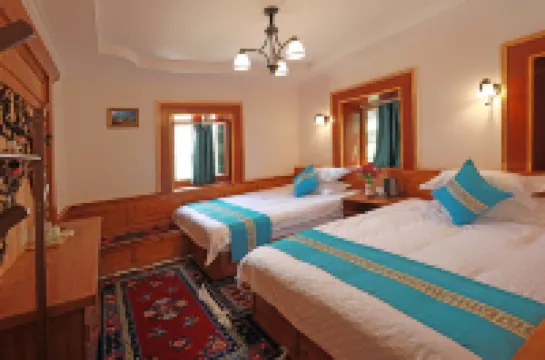 Danba Boer View Homestay