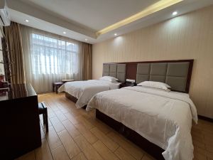 Yijiang hotel (xinning home and furniture store)