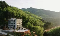 Zixing Linshe Guixin Homestay - สระว่ายน้ำแบบอินฟินิตี้