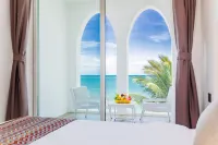 That sea in Sanya The sea infinity pool designer Meisu