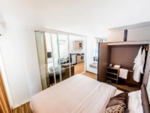 เดอะ ไวโอลิน ศรีราชา โรงแรมในเทศบาลนครแหลมฉบัง