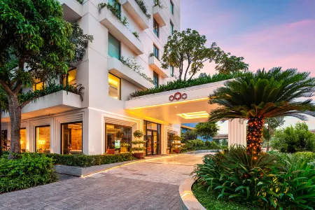 Ravatel Luxury Hotel Bac Giang Отели в г. Бакзянг