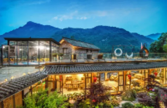 Shanye Shanye Hot Spring Hotel（Rear Mount Qingcheng Hotels near Double Springs