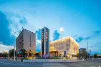 Chengji Hotel (Wanda Plaza Branch) Hotels near Guigang South Station