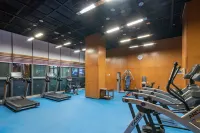 Yancheng Baolong Yiyue Select Hotel