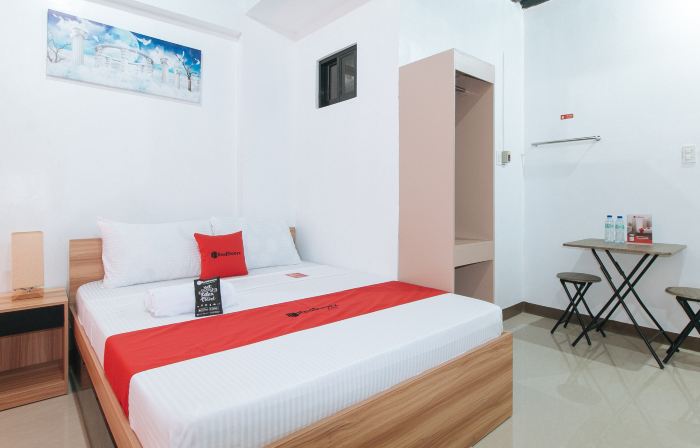 RedDoorz Near Iloilo International Airport