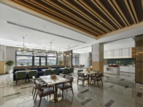 拉薩天峰希爾頓花園飯店