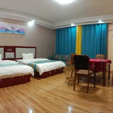 Longquan Business Hotel