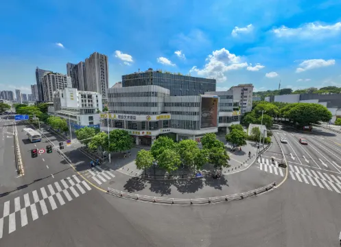 歐拉アートホテル（福州三坊七巷五一広場）