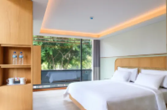 Artotel Casa Kuningan Hotels in South Jakarta