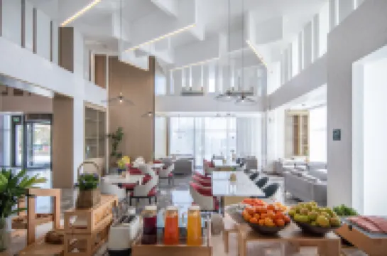 合肥南駅北広場アトゥールホテル