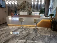 Lintan Acropolis Hotel