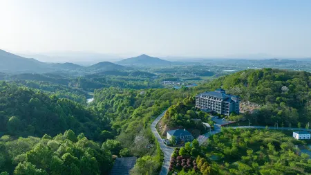 HOTEL MULAN TOWNSCAPE WUHAN Отели рядом с достопримечательностью «Hubei Ming and Qing Dynasties Ancient Architecture Museum»