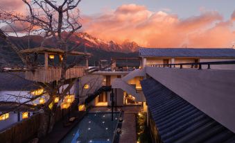 Kui Ran · View Snow Mountain Resort (Baisha Ancient Town )
