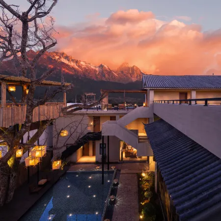Kui Ran · View Snow Mountain Resort (Baisha Ancient Town )