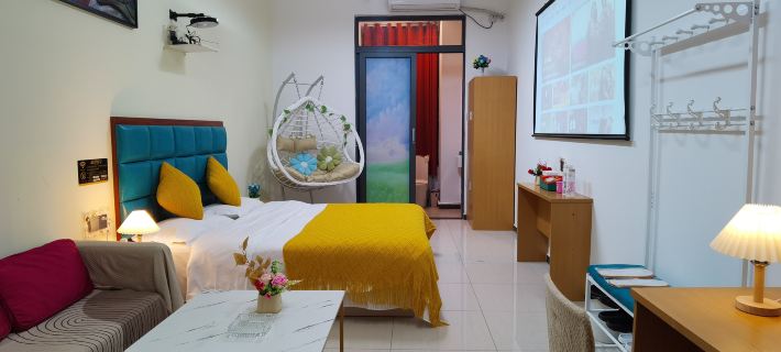 Junya Homestay Hotel Hotels in Lankao