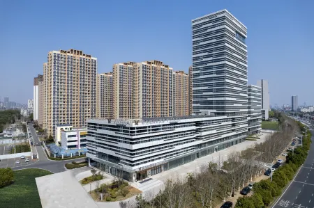 Vienna International Hotel (Hefei Ziyun Road Architectural University Branch) Отели рядом с достопримечательностью «Hefei Finance And Economy Vocational Institute»