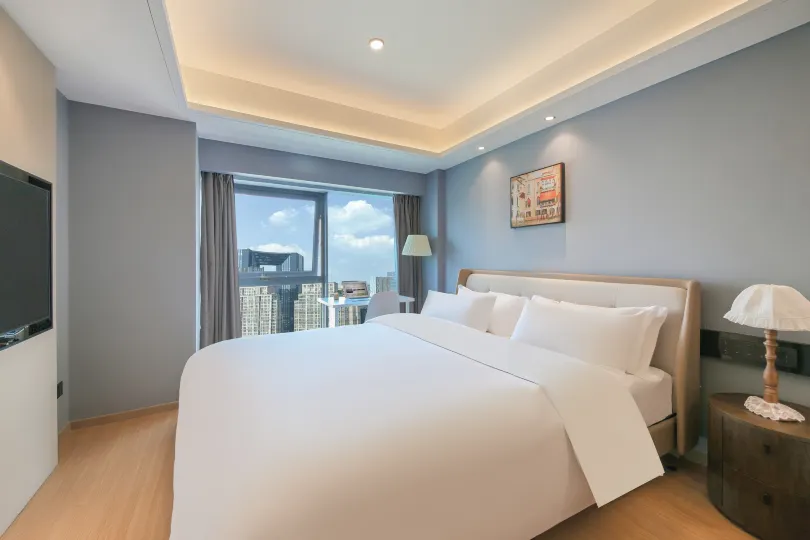 Aaronstone apartment hotel