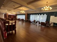 Yancheng Zerui Conference Hotel