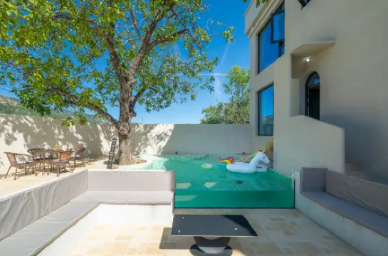 谷隱·樹下民宿