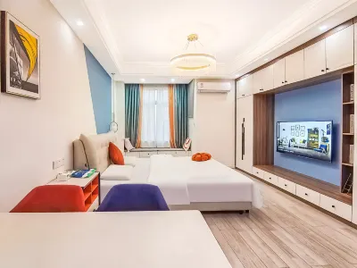 Donghai Youxin Youke Homestay (Huana Greentown) 온천진 휴양지 호텔