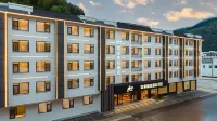 Home Inn Select Hotels - Parkplatz