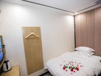 广州乐雅精品公寓 - 普通大床房