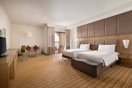 Traders Hotel，Qaryat AI Beri, Abu Dhabi