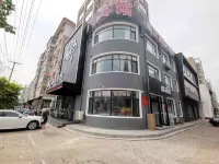 Kaiyuan Lijiang Business Hall Hotels near Binshui Xincheng Zhenxi Botanical Garden