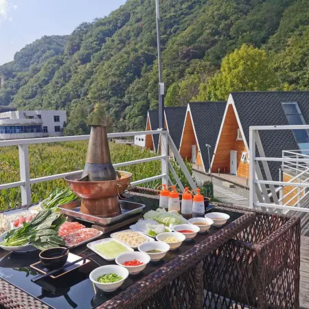 Benxi Sicilia Villas and Trailers