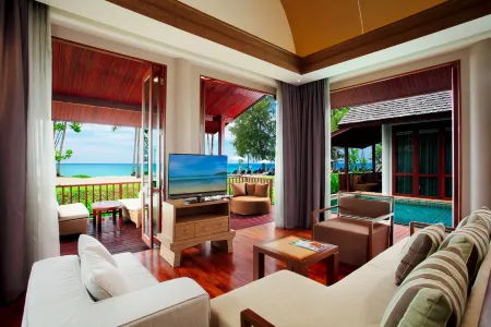 Graceland Khaolak Beach Resort