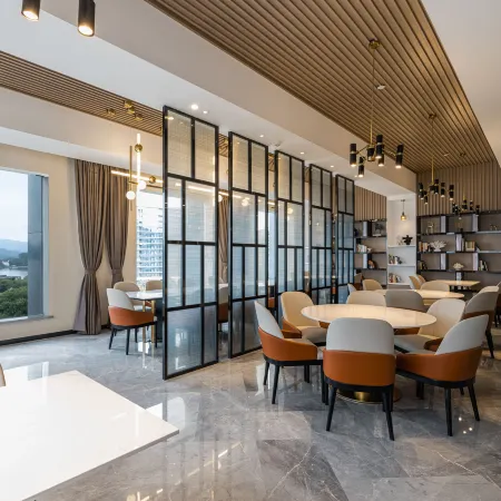 Atour Hotel Qiandao Lake Central Lake District