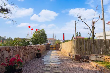 Wuning Tiantiandianji Homestay Отели в г. Унин