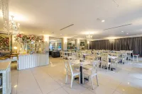 GH Universal Hotel Bandung - breakfast